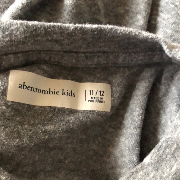 Abercrombie kids long sleeve tee - Picture 3 of 3
